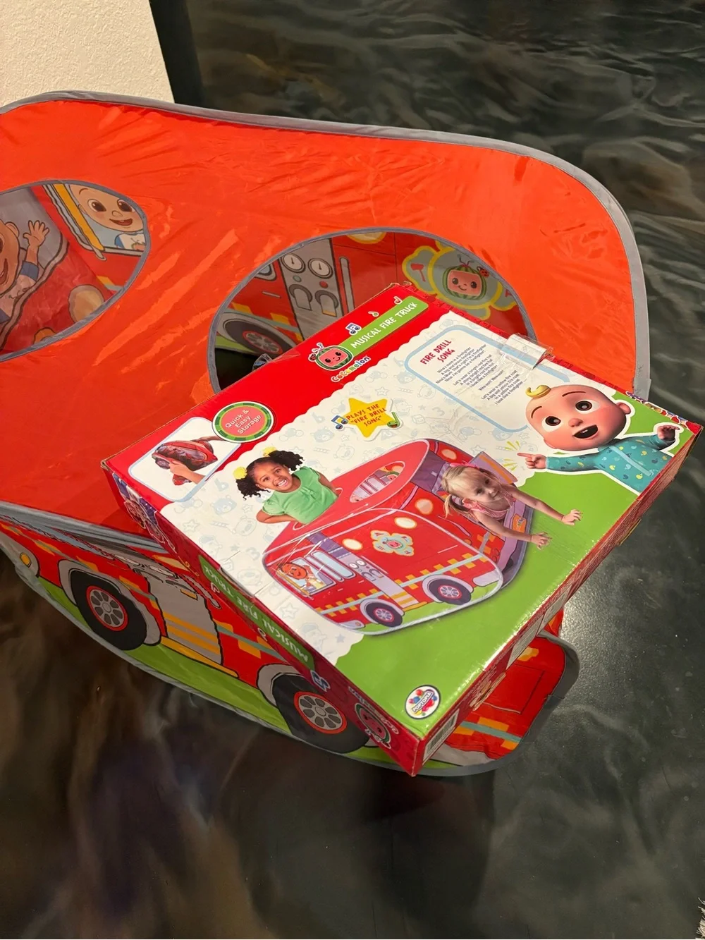 Cocomelon Firetruck Pop-Up Tent Playtime Fun Kids Pretend Play Travel Game